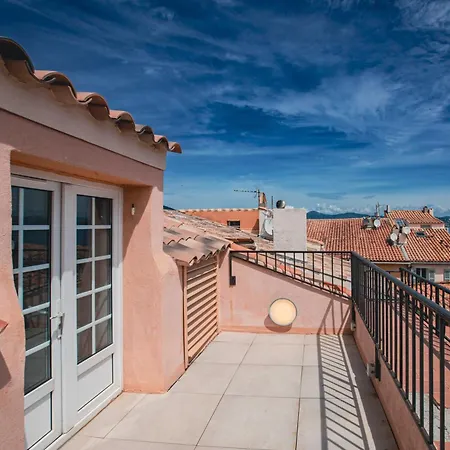 Sublime Flat Sea View - Tropez 아파트