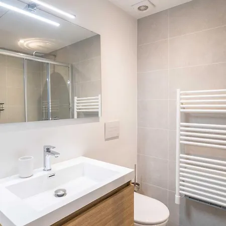 Sublime Flat Sea View - Tropez Apartmán *